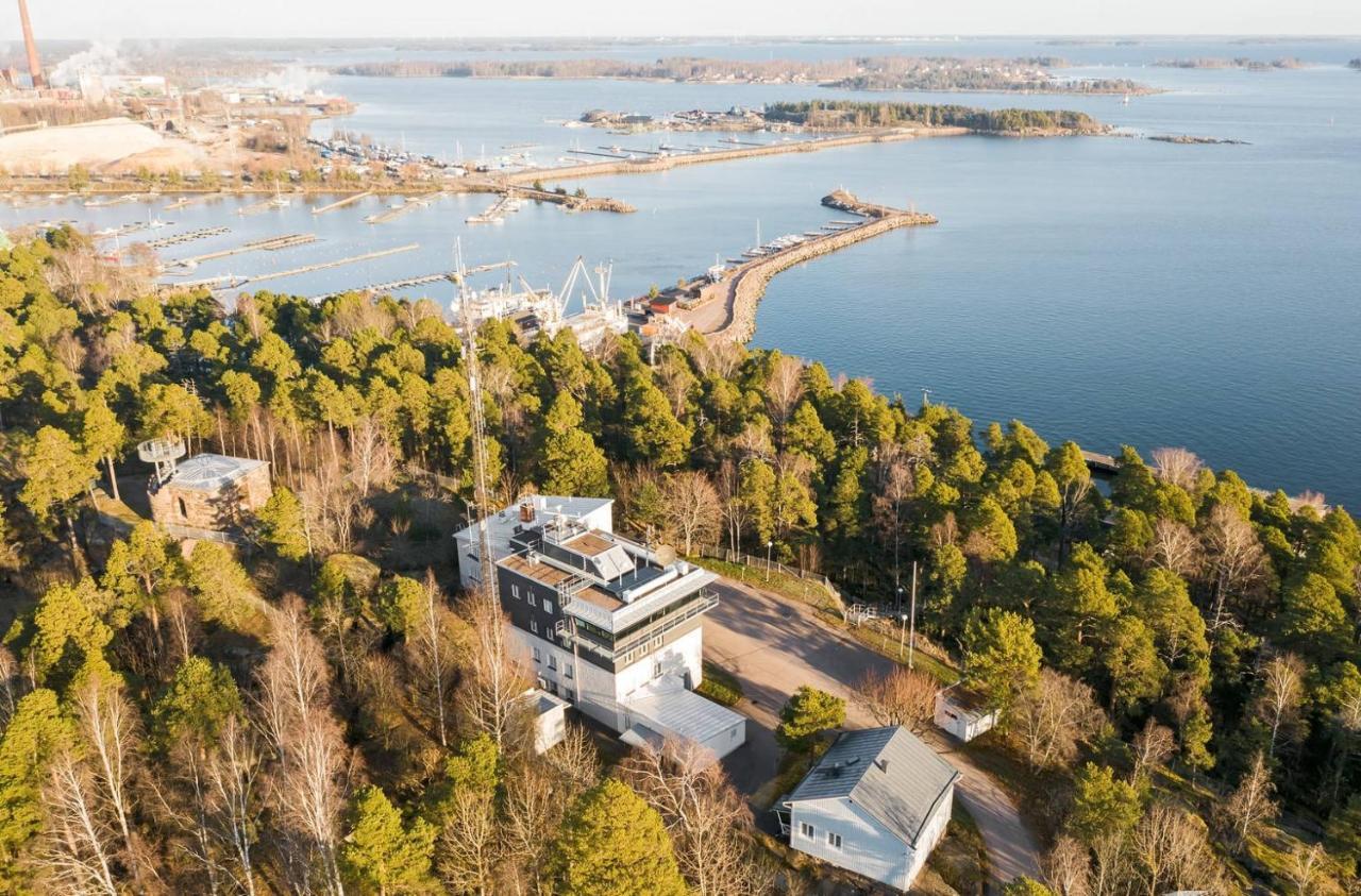 Gasthaus Vanha-Merivartioasema Kotka Kültér fotó