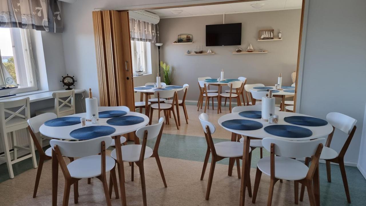 Gasthaus Vanha-Merivartioasema Kotka Kültér fotó