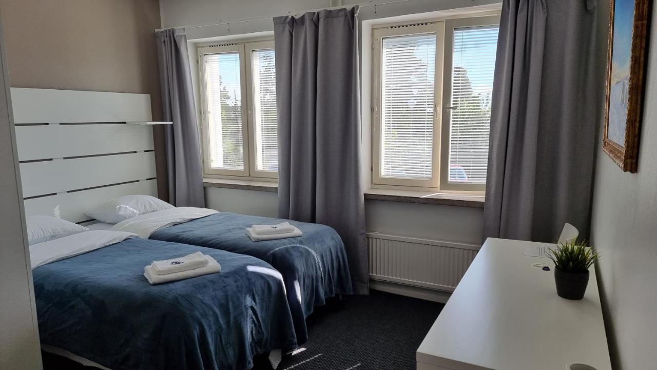 Gasthaus Vanha-Merivartioasema Kotka Kültér fotó