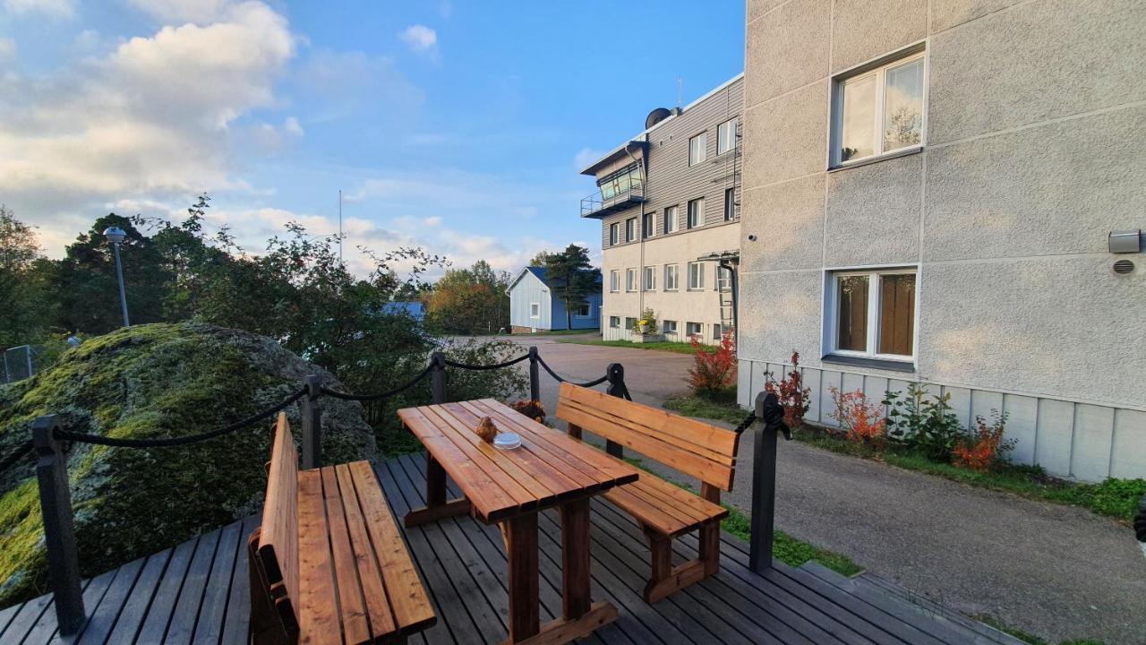 Gasthaus Vanha-Merivartioasema Kotka Kültér fotó